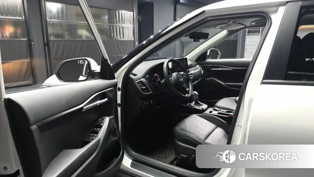 Kia Seltos id 4593141 из Кореи 30
