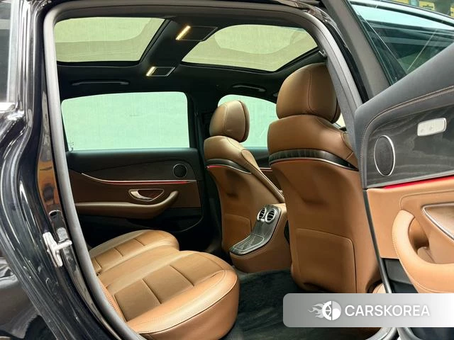 Mercedes-Benz E-class id 4257363 из Китая 13