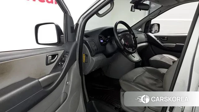 Hyundai The New Grand Starex id 3433921 из Кореи 20