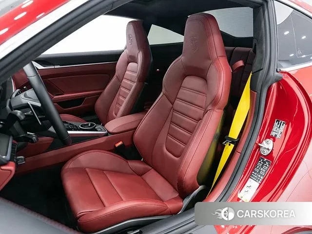 Porsche 911(992) id 3164082 из Кореи 20