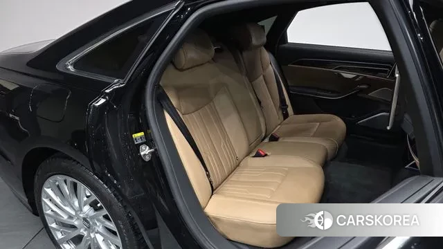 Audi A8 (D5) id 3736165 из Кореи 20