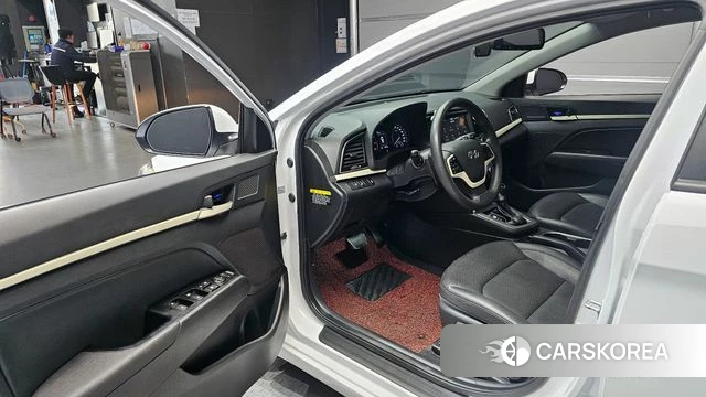 Hyundai Avante AD id 3845908 из Кореи 20