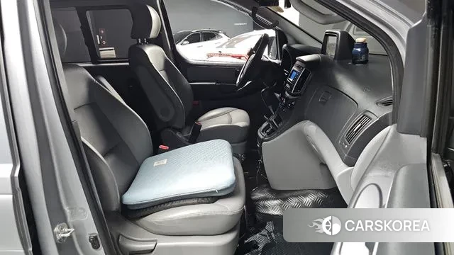 Hyundai The New Grand Starex id 3698534 из Кореи 20