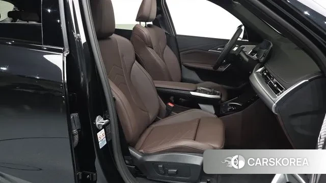 BMW iX1 (U11) id 2883813 из Кореи 20