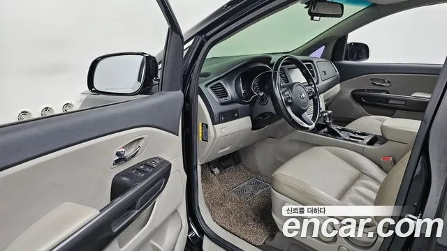 Kia The New Carnival id 2908141 из Кореи 20