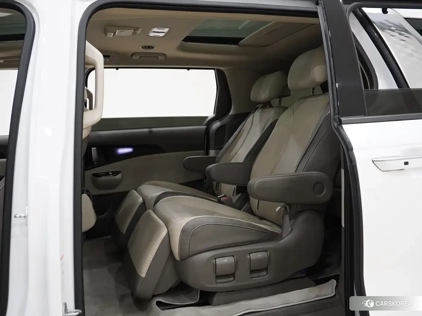 Kia Carnival id 4634750 из Китая 23