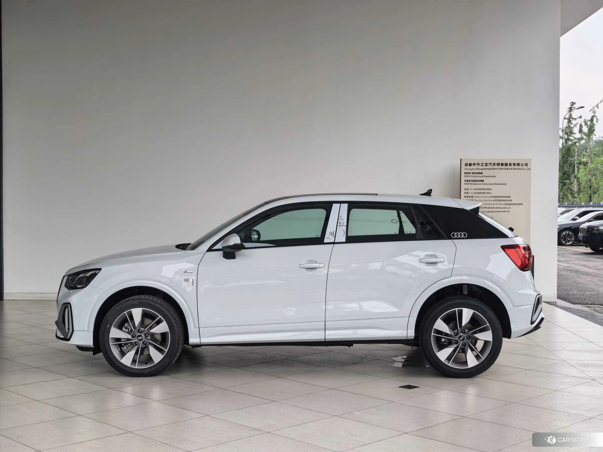 Audi Q2L id 4487442 из Китая 11