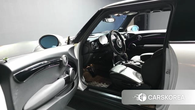 Mini Cooper Electric id 4443241 из Кореи 38