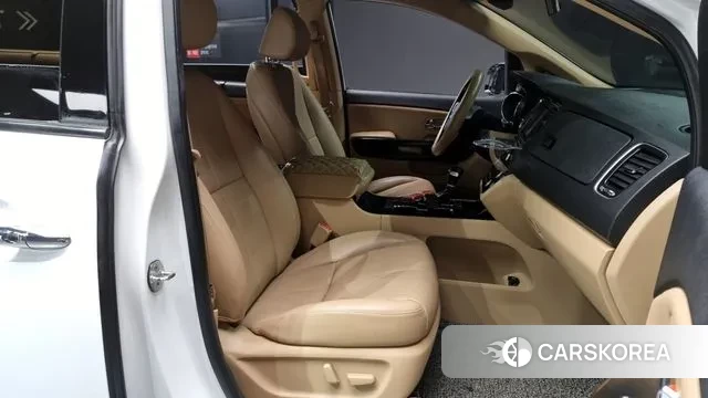 Kia The New Carnival id 3474797 из Кореи 20