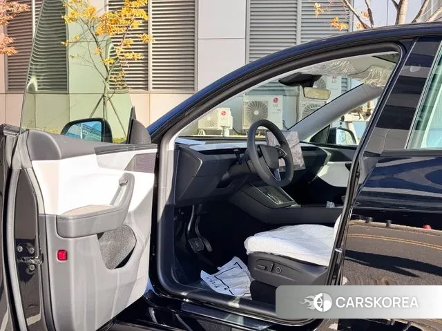 Tesla Model Y id 3341133 из Кореи 18
