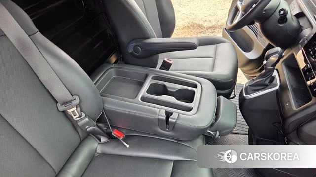 Hyundai Staria id 3892279 из Кореи 20