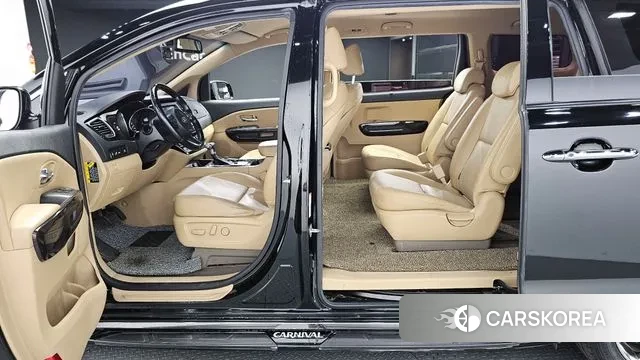 Kia The New Carnival id 3128771 из Кореи 20