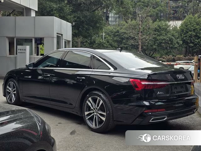Audi A6L id 4275787 из Китая 22