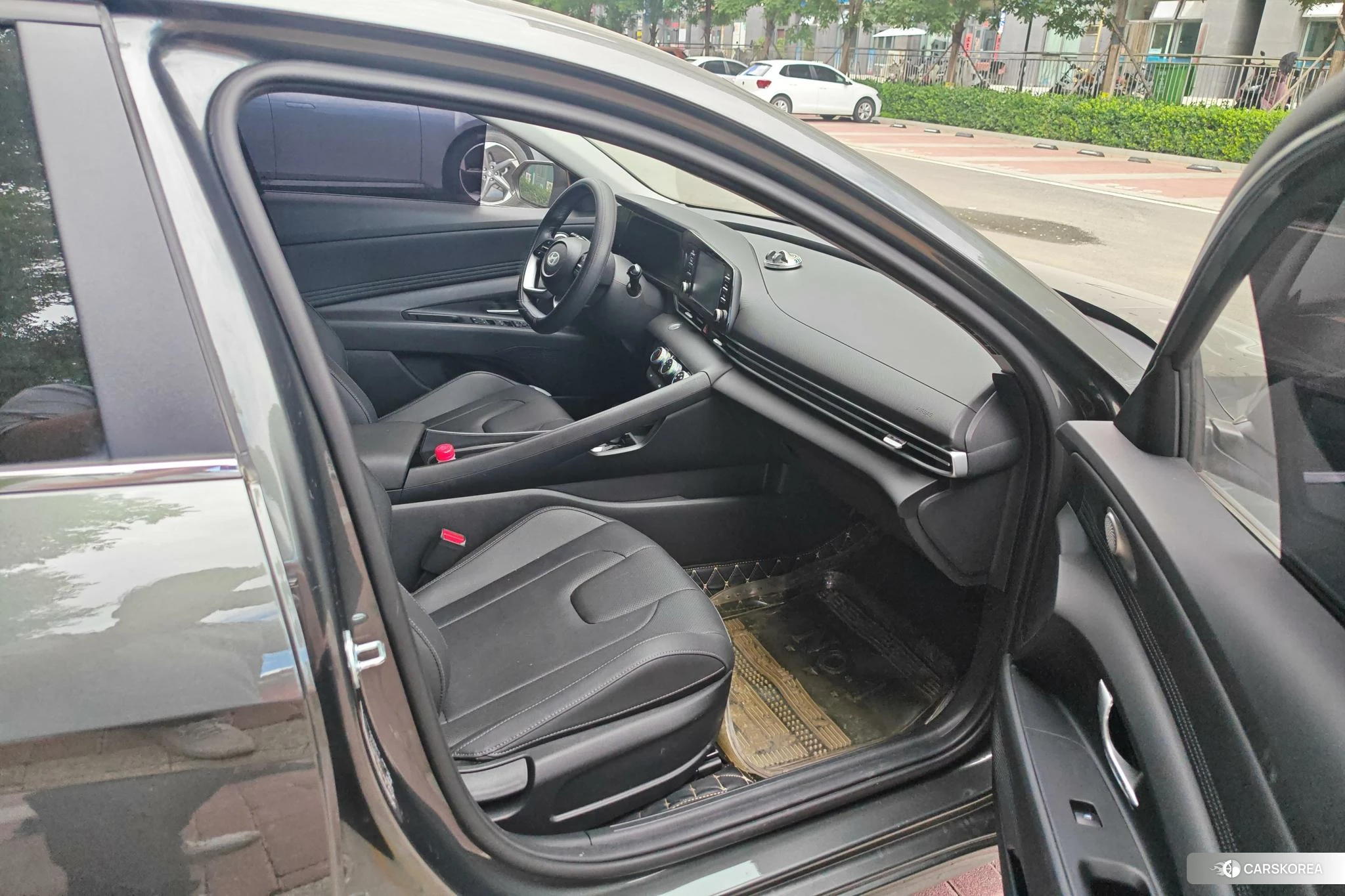Hyundai Elantra id 4452470 из Китая 17