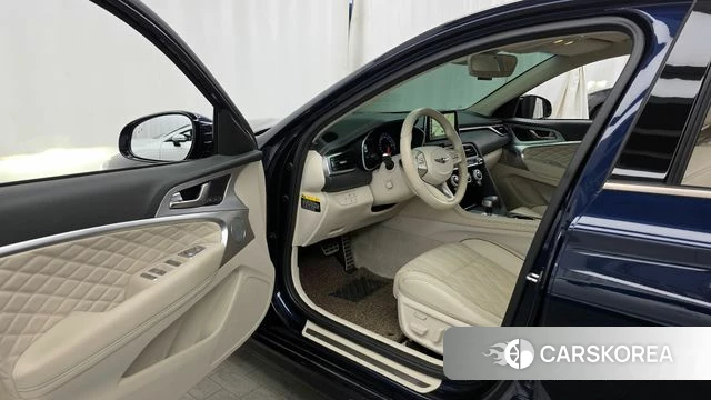 Genesis G70 id 4377568 из Кореи 32