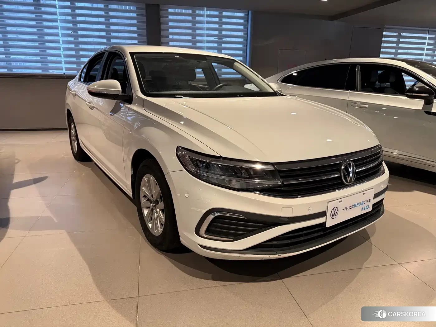 Volkswagen Bora id 4570475 из Китая 16