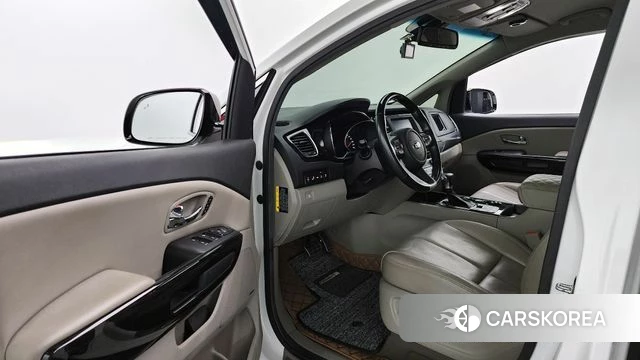 Kia The New Carnival id 3886505 из Кореи 20