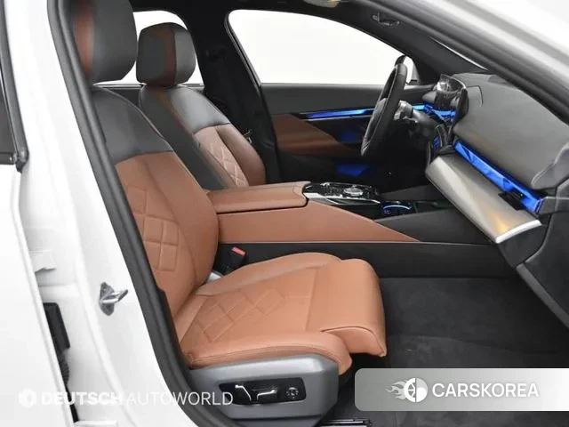 BMW 5 Series (G60) id 3436777 из Кореи 20