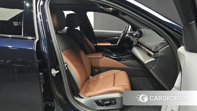 BMW 5 Series (G60) id 3841210 из Кореи 20