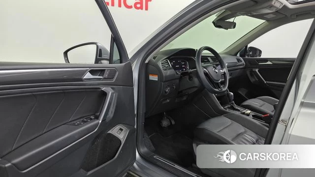 Volkswagen Tiguan Allspace id 4625393 из Кореи 34