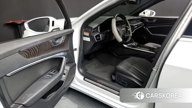 Audi A6 (C8) id 2900807 из Кореи 20