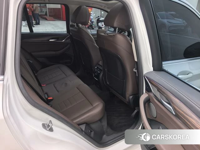 BMW X3 id 4215732 из Китая 34