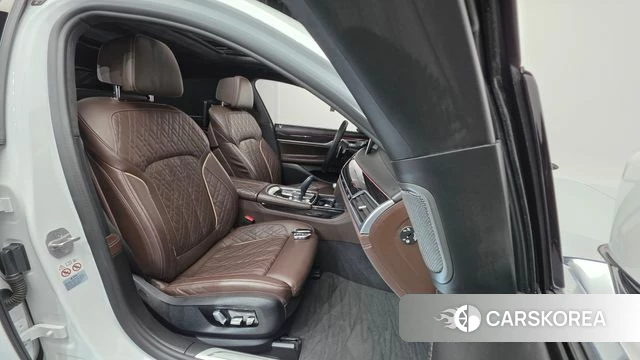 BMW 7 Series (G11) id 3828013 из Кореи 20