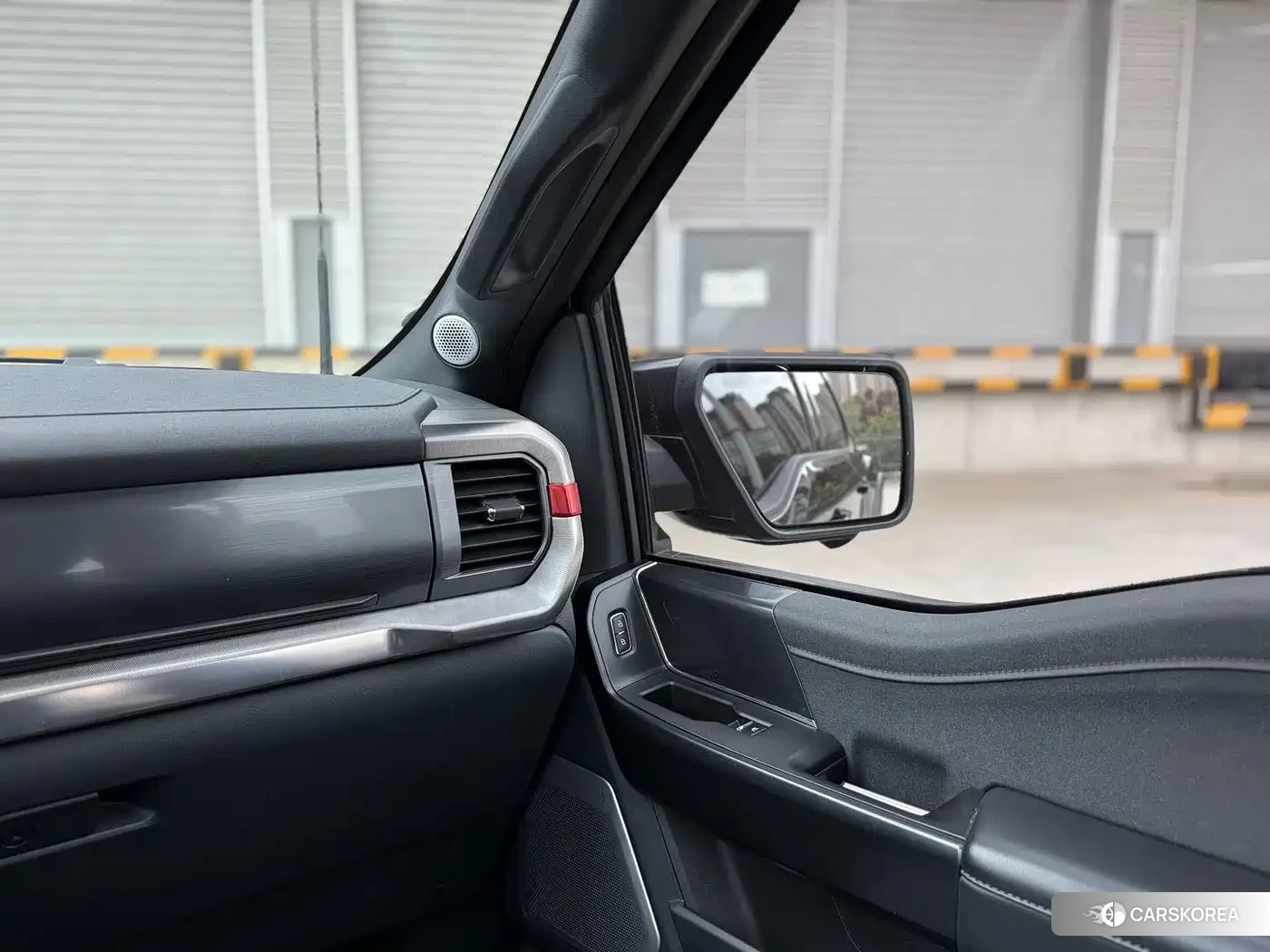 Ford F-150 id 4589272 из Китая 15