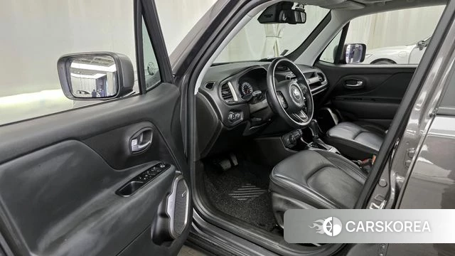 Jeep Renegade id 3892573 из Кореи 20