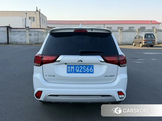Mitsubishi  Outlander id 4209035 из Китая 16