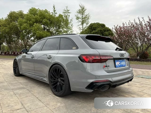 Audi RS 4 id 4259474 из Китая 15