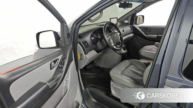 Hyundai The New Grand Starex id 4363388 из Кореи 30