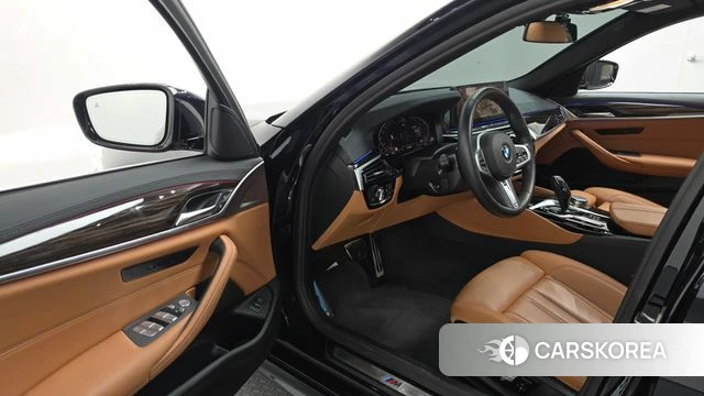 BMW 5 Series (G30) id 4676471 из Кореи 34
