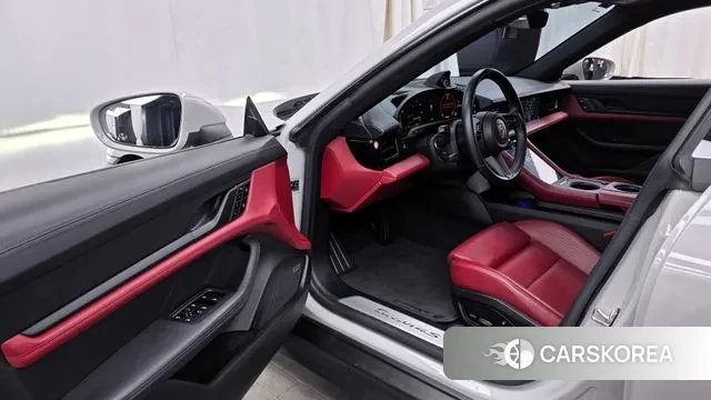 Porsche Taycan id 3488060 из Кореи 20