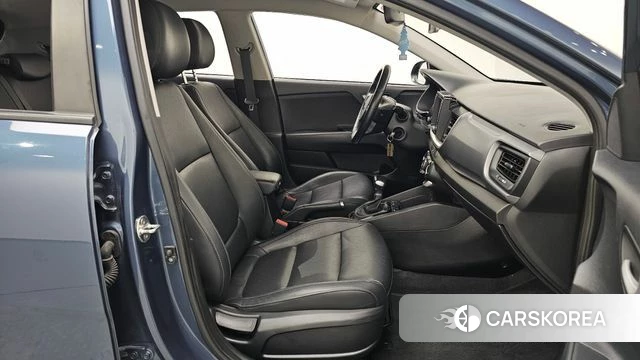 Kia Stonic id 3880277 из Кореи 20