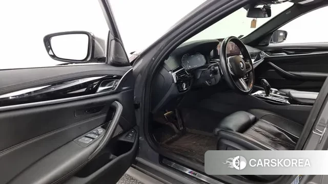 BMW 5 Series (G30) id 3003614 из Кореи 20