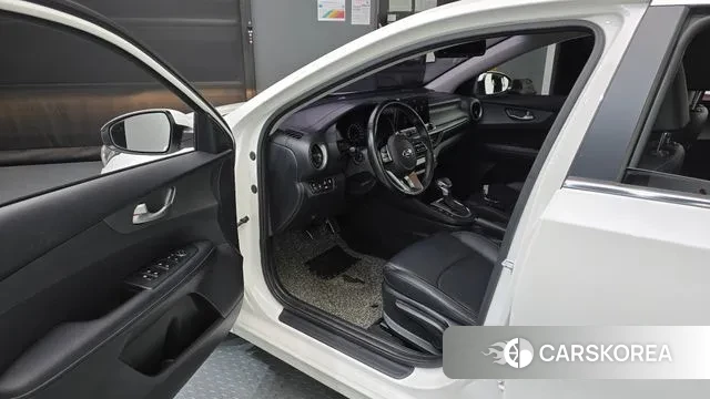 Kia Come New K3 id 3004947 из Кореи 20