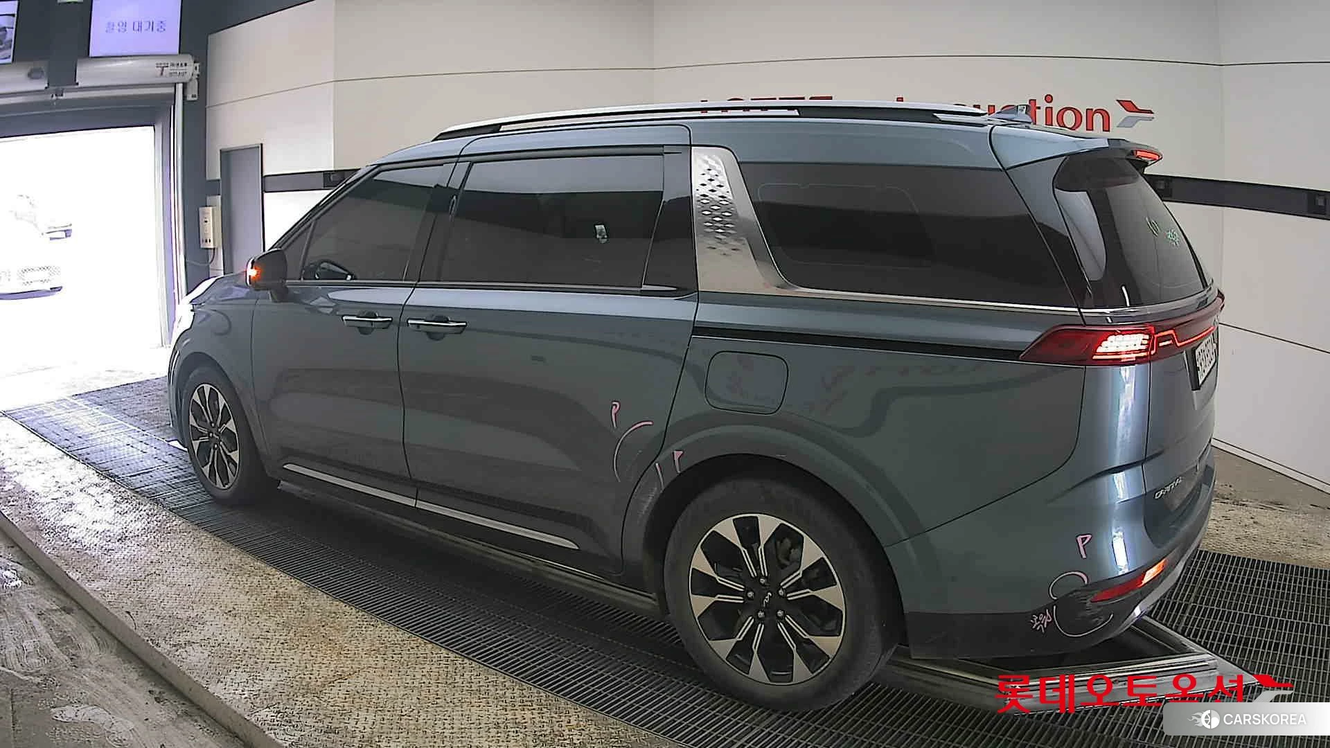 Kia Carnival id 3888400 из Кореи 38