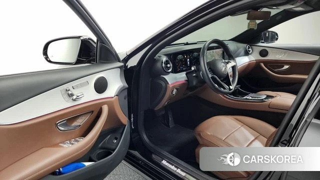 Mercedes-Benz E-Class W213 id 4224659 из Кореи 37