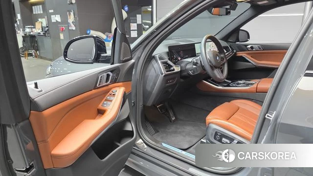 BMW X5 (G05) id 4644855 из Кореи 30