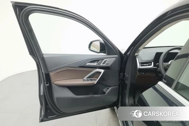 BMW iX1 id 4306996 из Китая 24