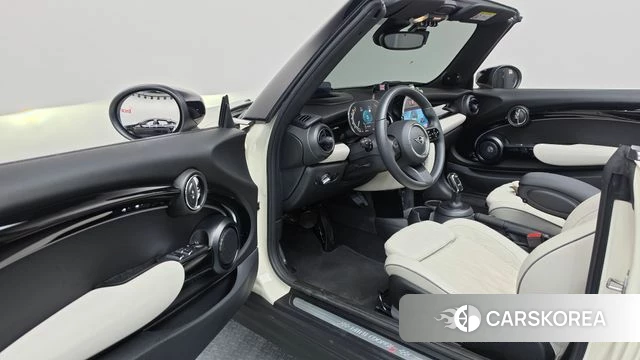 Mini Cooper S Convertible id 4670830 из Кореи 34