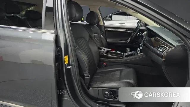 Genesis G90 id 3402924 из Кореи 20