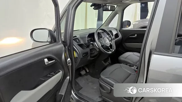 Kia The New Kia Ray EV id 3654148 из Кореи 20