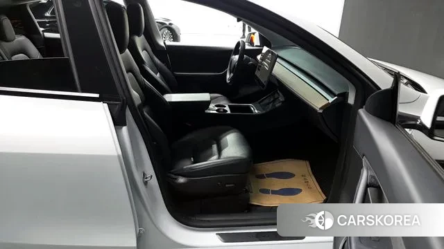 Tesla Model Y id 3680543 из Кореи 20