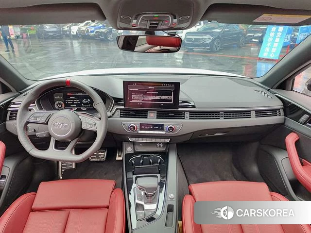 Audi A4L id 4265912 из Китая 10