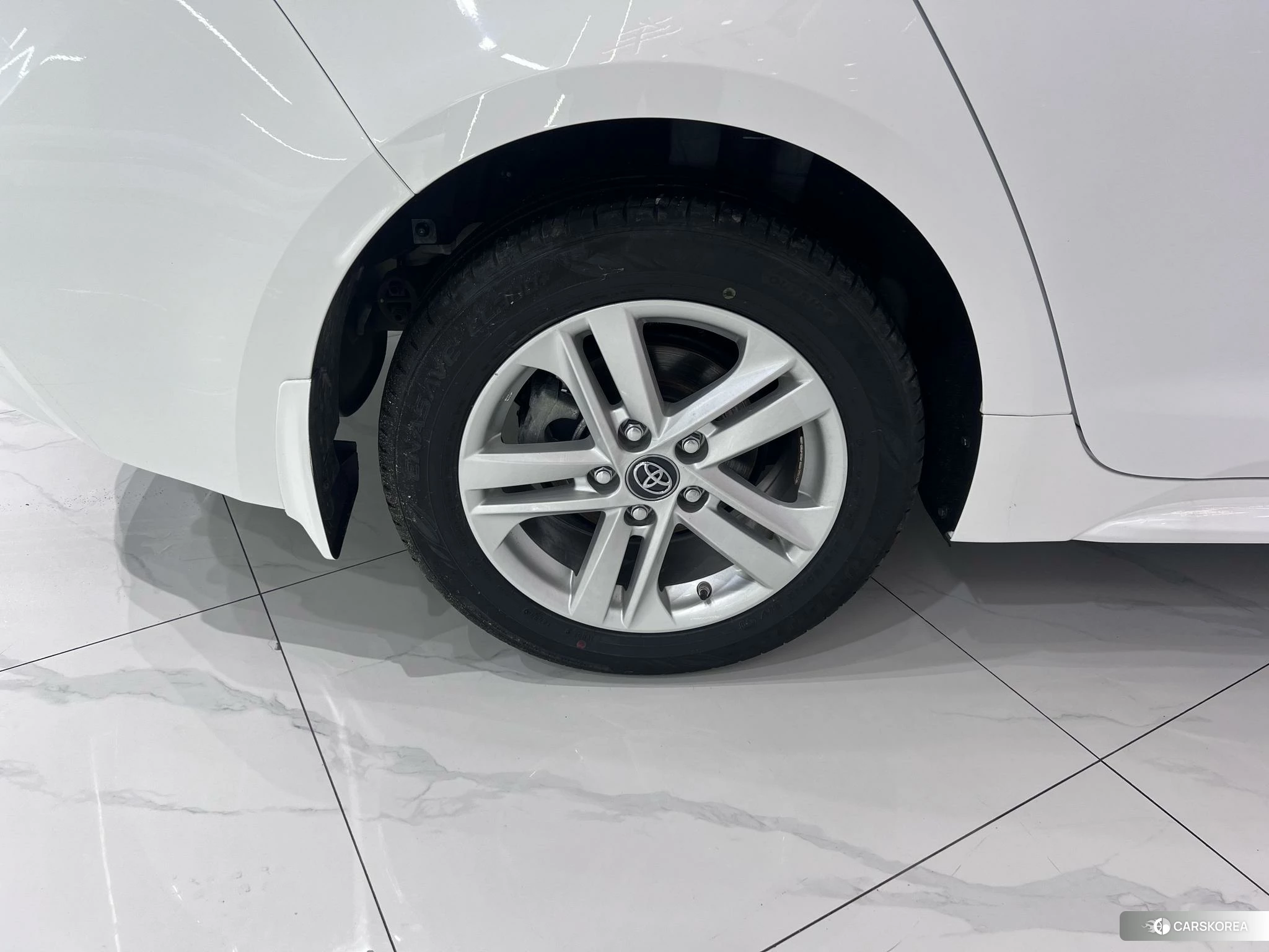 Toyota Levin id 4473296 из Китая 21