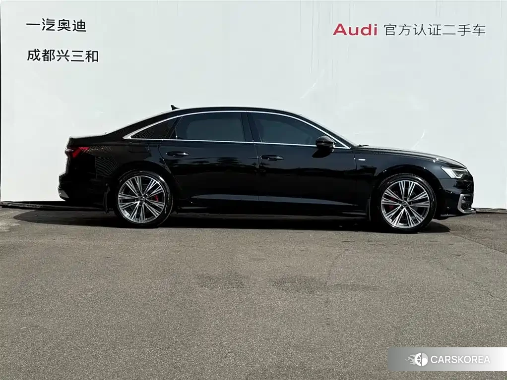 Audi A6L id 4622268 из Китая 17