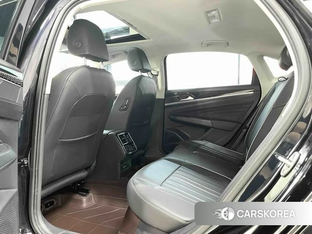 Volkswagen Passat id 4299447 из Китая 20