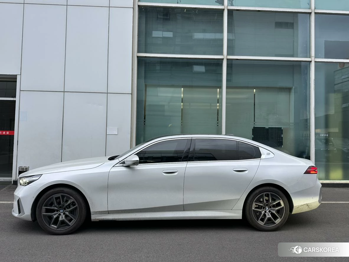 BMW 5 series id 4498823 из Китая 10